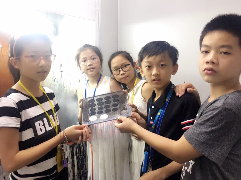 學習促進成長,不做井底之蛙 ——五A第二小組職業體驗小記 學習促進成長,不做井底之蛙 ——五A第二小組職業體驗小記