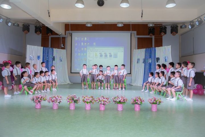 濃濃二幼情，師恩伴我行！—公明二幼大班畢業(yè)典禮！
