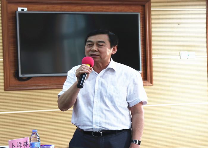 專家引領，以研促教，促進學校優質發展——我校區級三項課題開題暨一項課題結題報告會如期舉行